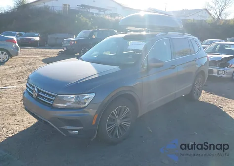 2019 Volkswagen Tiguan 2.0T Se/2.0T Sel/2.0T Sel R-Line/2.0T Sel R-Line Black из США, поврежденный, VIN 3VV2B7AX0KM024582
